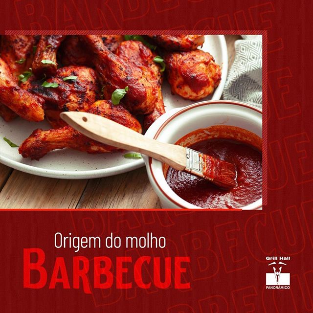 <p>O tradicional molho americano barbecue entrega um sabor especial à costelinha suína e outros cortes de carne. O termo inglês significa churrasco, seja a carne preparada no espeto ou grelha, sobre brasas.?<br />
?<br />
A expressão americana surgiu do termo “barbacoa” que era usado pelos nativos de Yacatan para designar a carne assada em brasas, num buraco no chão.?<br />
?<br />
O molho barbecue é usado para pincelar a carne enquanto é assada e também como acompanhamento na hora de comer. Existe inúmeras receitas do molho, a qual muda de região para região.?<br />
?<br />
Hoje, o molho não é exclusivo da costelinha suína, é usado em outros cortes de carne bovina, assim como na carne de frango.?<br />
?<br />
#EuNoGrillHallPanorâmico #eunogrillhall #ChurrascoTodoDia #origem #molhobarbecue?</p>
